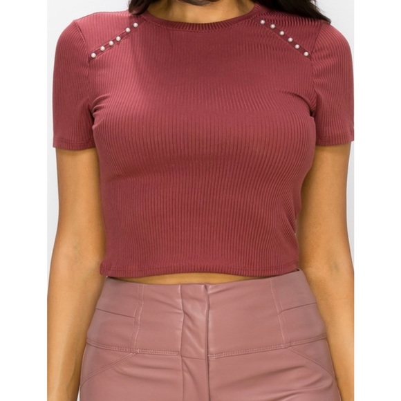 Pearl detail top in burgundy - Picture 5 of 6